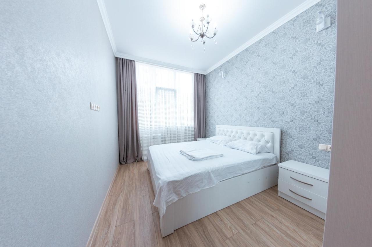 5 Apartment In One Boulding - Near Stadium บาทูมิ ภายนอก รูปภาพ